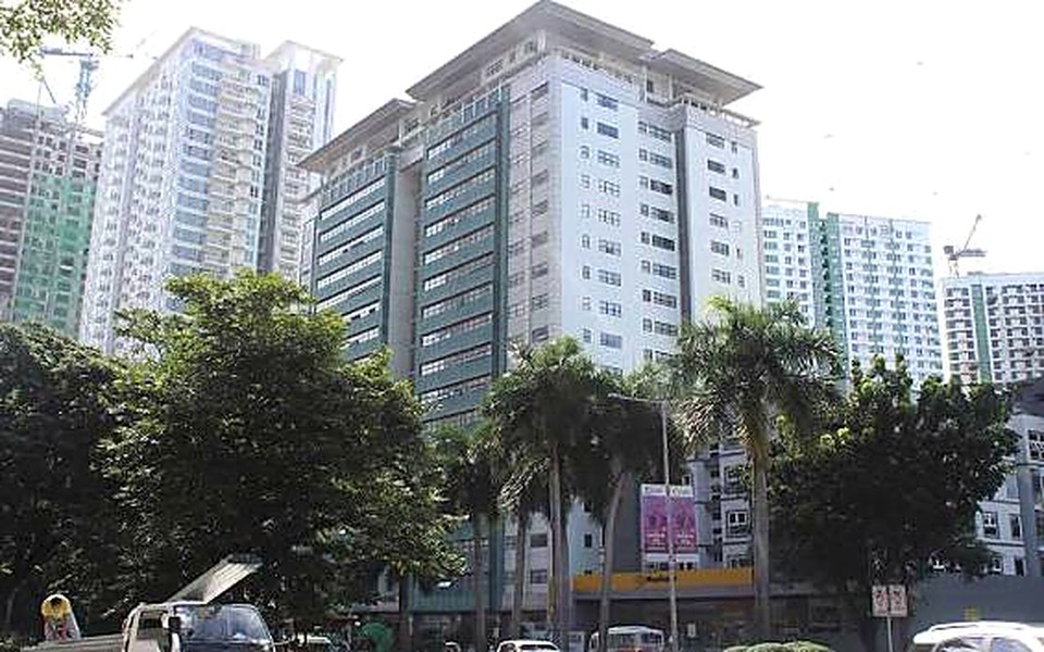 Cebu urban property district with mid-rise and high-rise buildings